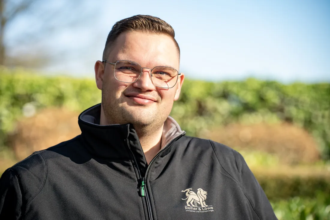 Sam Schumacher auf einem Feld bei Kürten