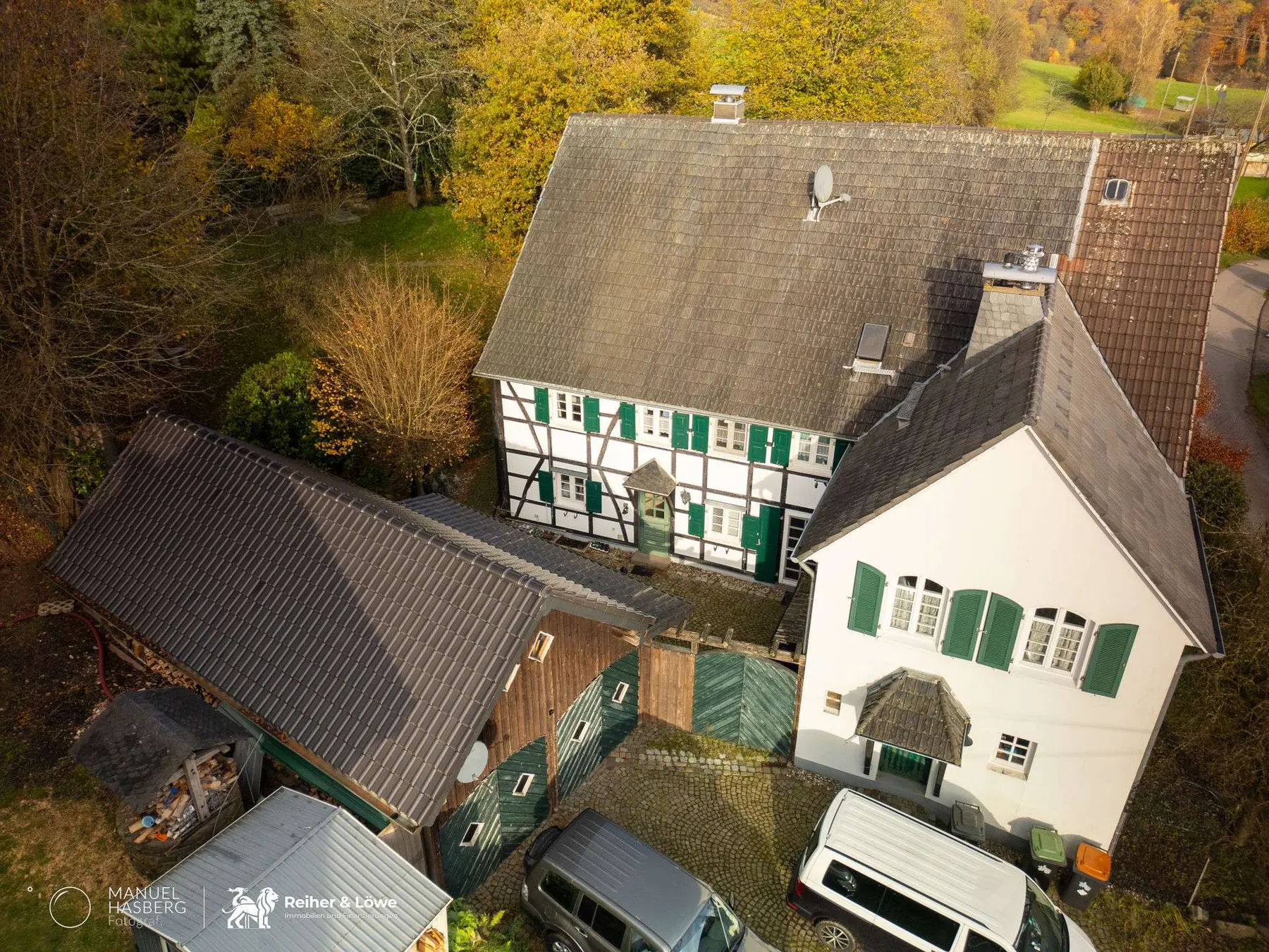 Luftaufnahme Gebäude und Garage