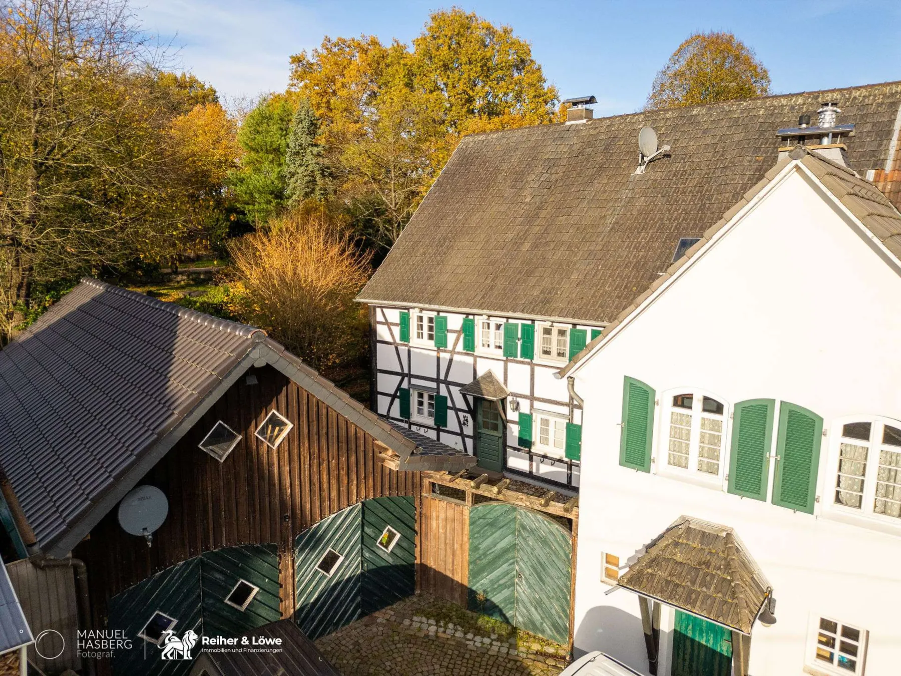 Rückseite und Garage