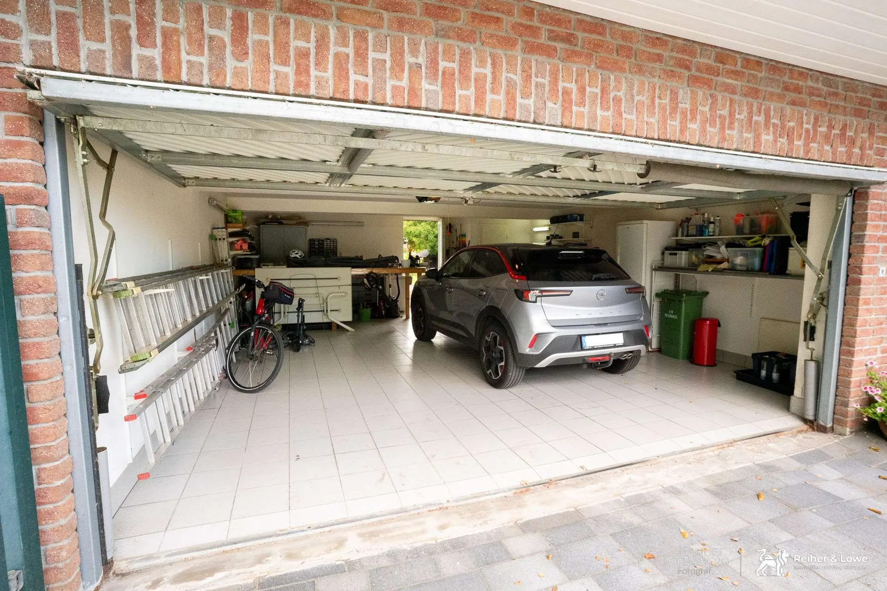 Doppelgarage offen