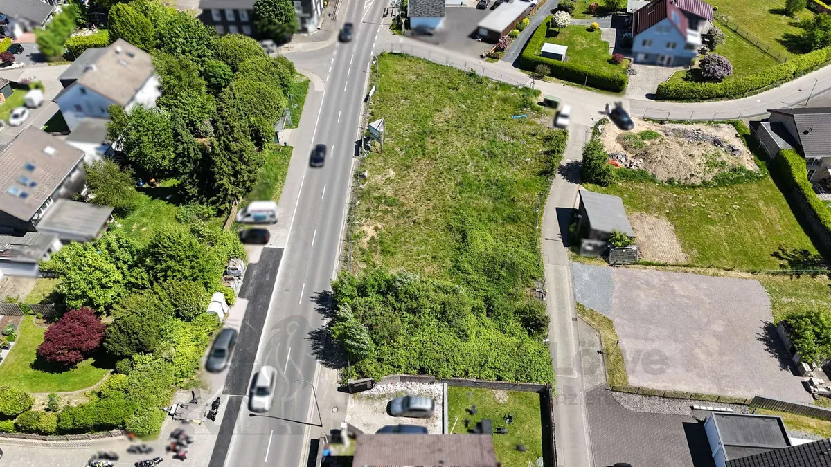 Grundstück in Wermelskirchen, vermittelt von Reiher & Löwe: Baugrundstück mit positiver Bauvoranfrage